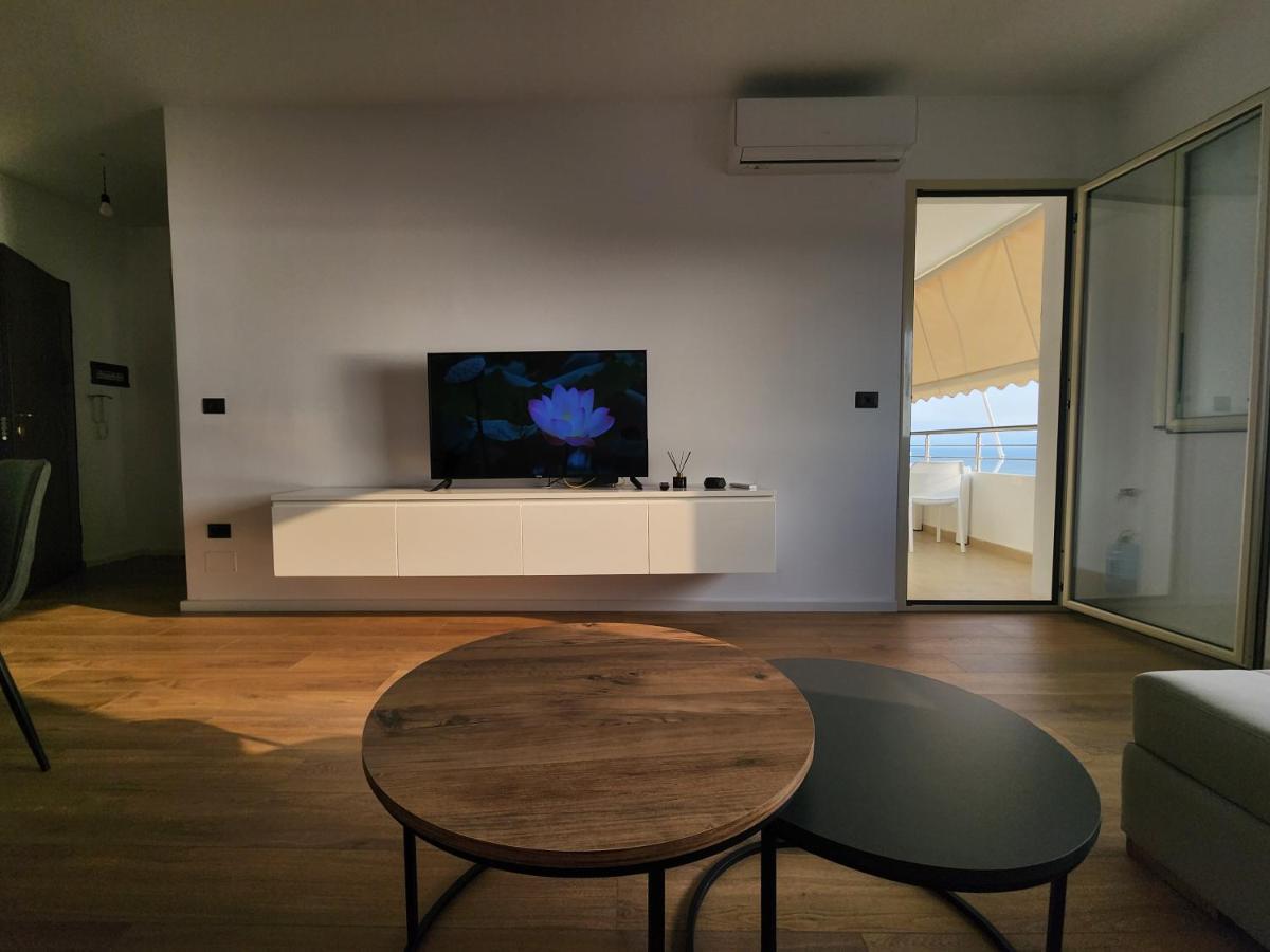 Cloud 10 Apartment Avlonya Dış mekan fotoğraf